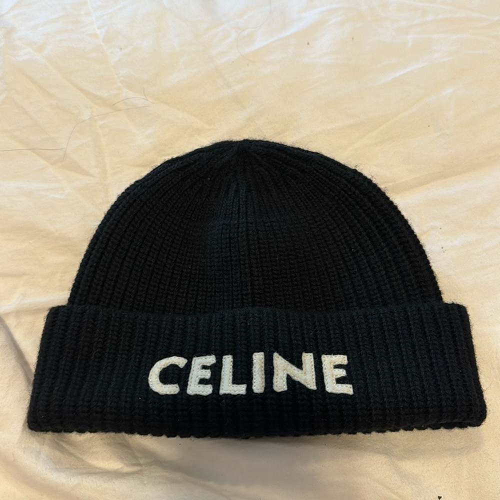 Just took off the tags for this Celine hat NEVER WORN